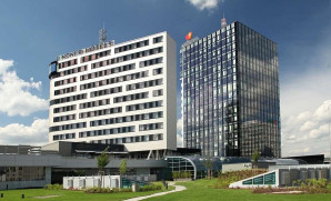 Lindner Hotel Bratislava | Žena a dieťa <br>Klinický deň